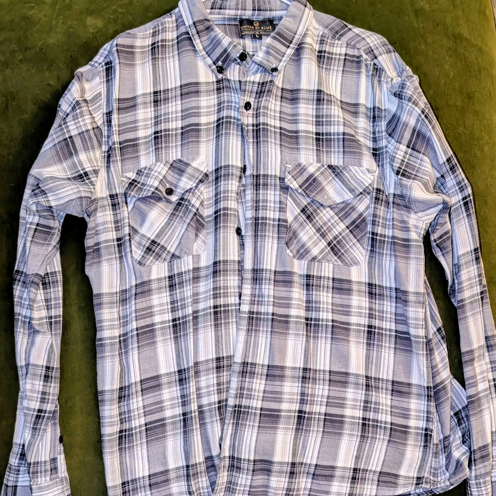Plaid Gray And White Lightweight LS Button Down Shirt